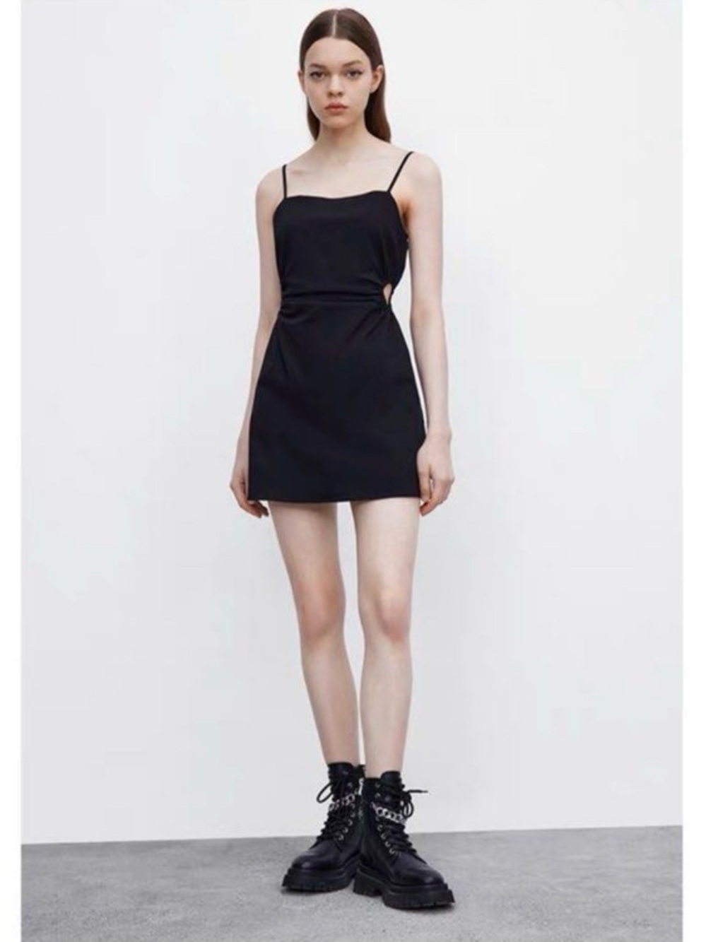 Urban Revivo Medium Minimal Black Spaghetti-Strap Mini Dress